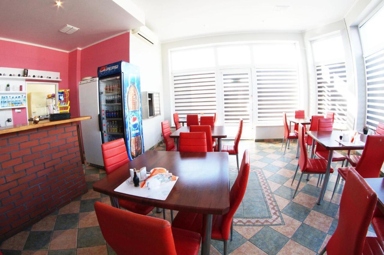 Motel WiG Sandomierz Buitenkant foto