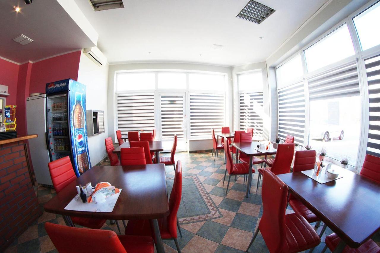 Motel WiG Sandomierz Buitenkant foto